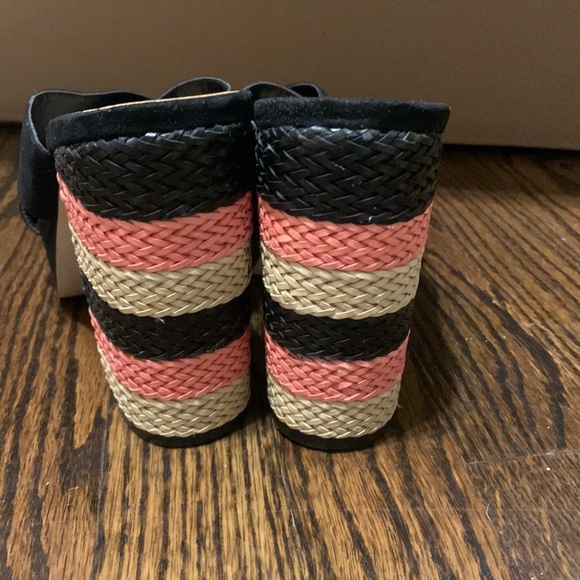 Mix No. 6 black color block platform heel - Picture 3 of 3